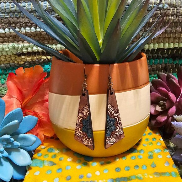 Earrings. Wood. Blue & Ivory Mandalas. Pierced. - Picture 3 of 10